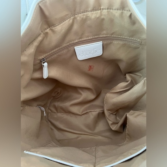 Nwt Charming Charlie Citrus Splash White Vegan Leather Tote With silver Accent - Picture 10 of 16